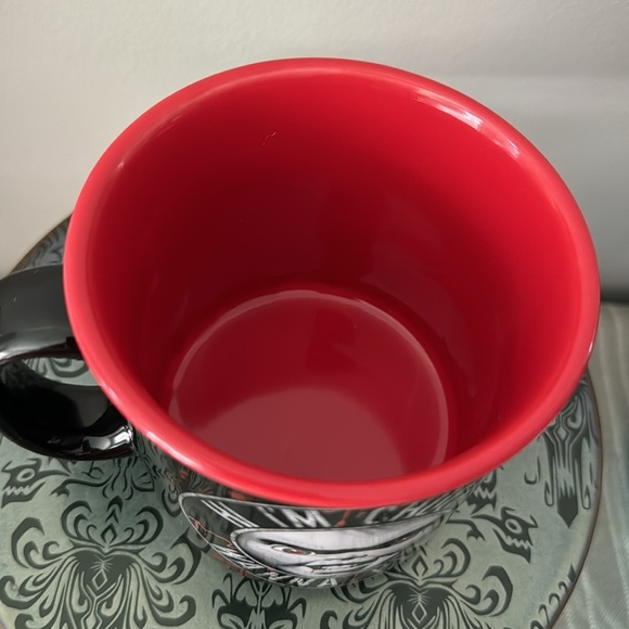 New 20oz chucky mug - Picture 3 of 3